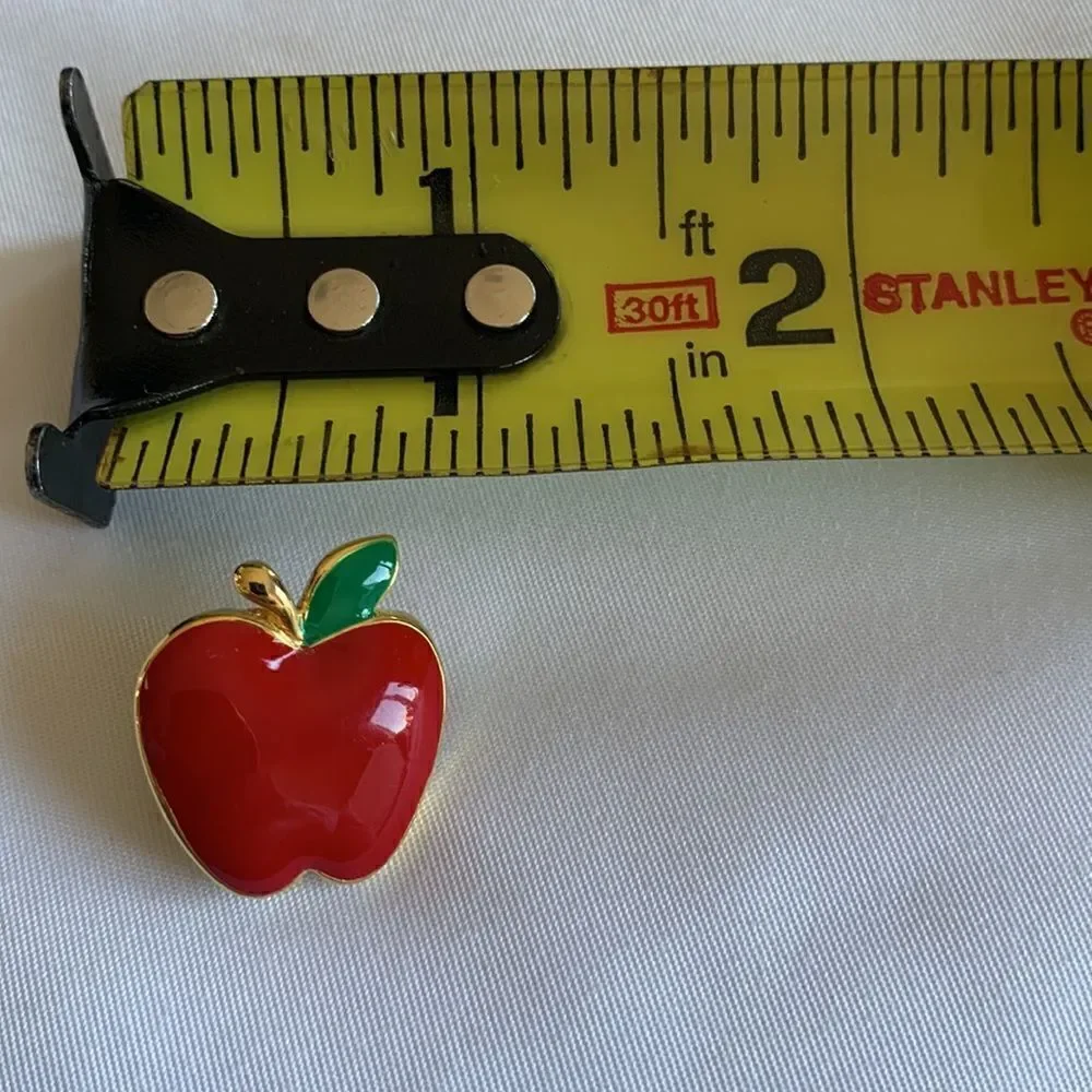 Vintage Brooch Pin red apple lapel‎